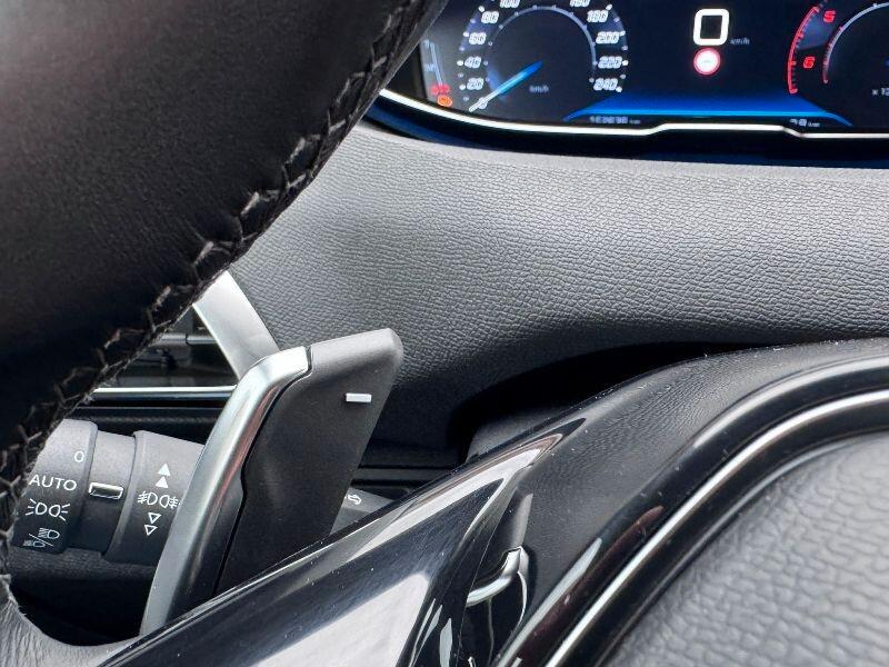 Peugeot 3008 BlueHDi 130 S&S Allure