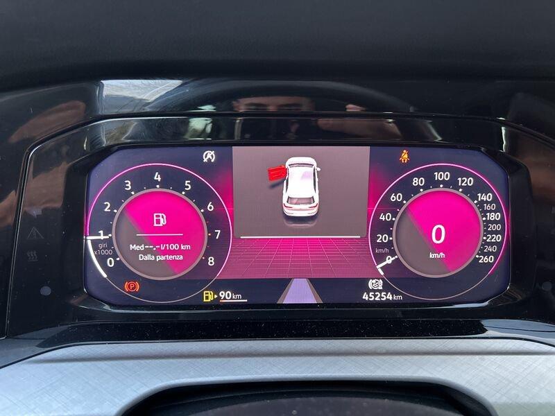 Volkswagen Golf VIII 2020 1.5 tsi evo Life 130cv