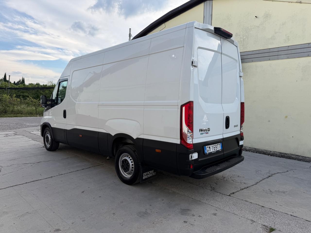 Iveco Daily 2.3 d 140 CV Passo Lungo - 2023