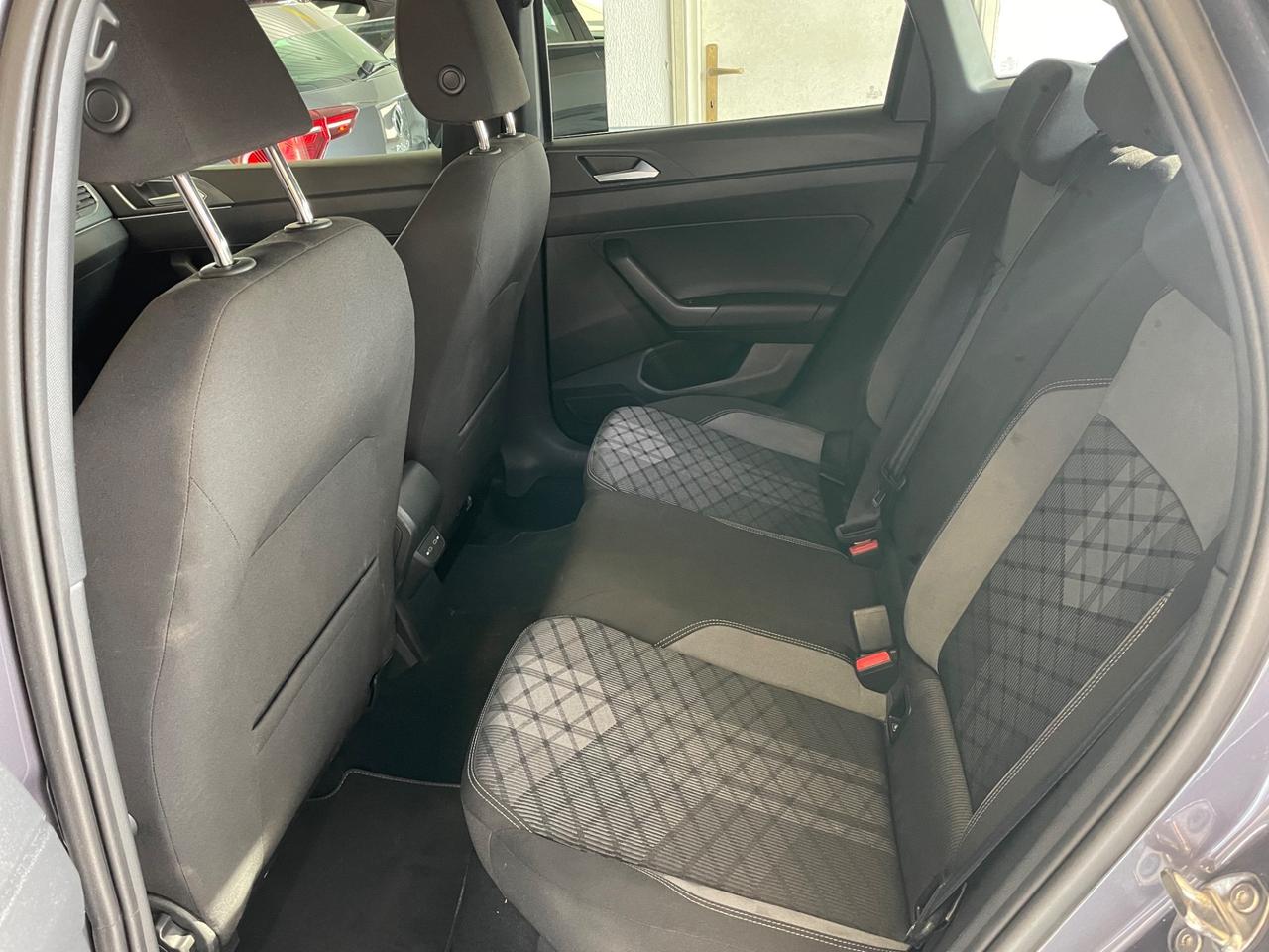 Volkswagen Taigo 1.0 TSI 115 CV DSG R-Line Telec. Keyless