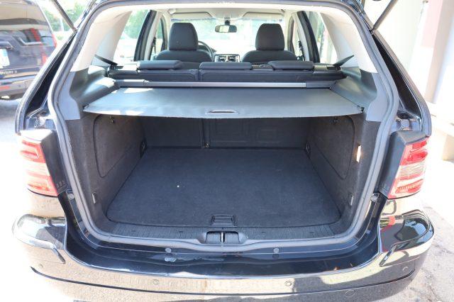 MERCEDES-BENZ B 180 CDI Sport Automatica