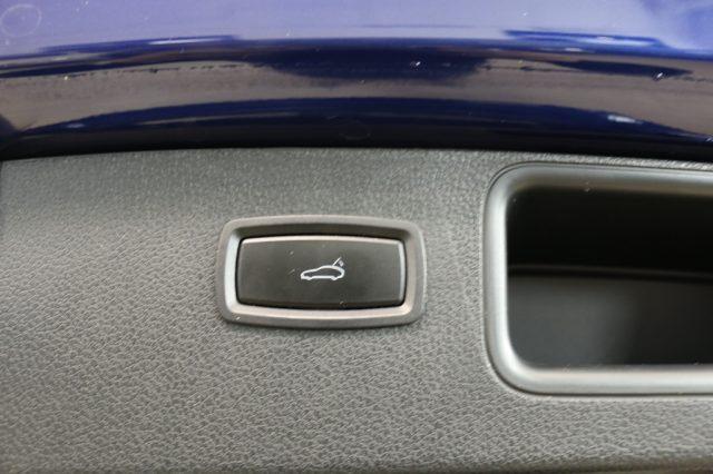 PORSCHE Macan 2.0 T