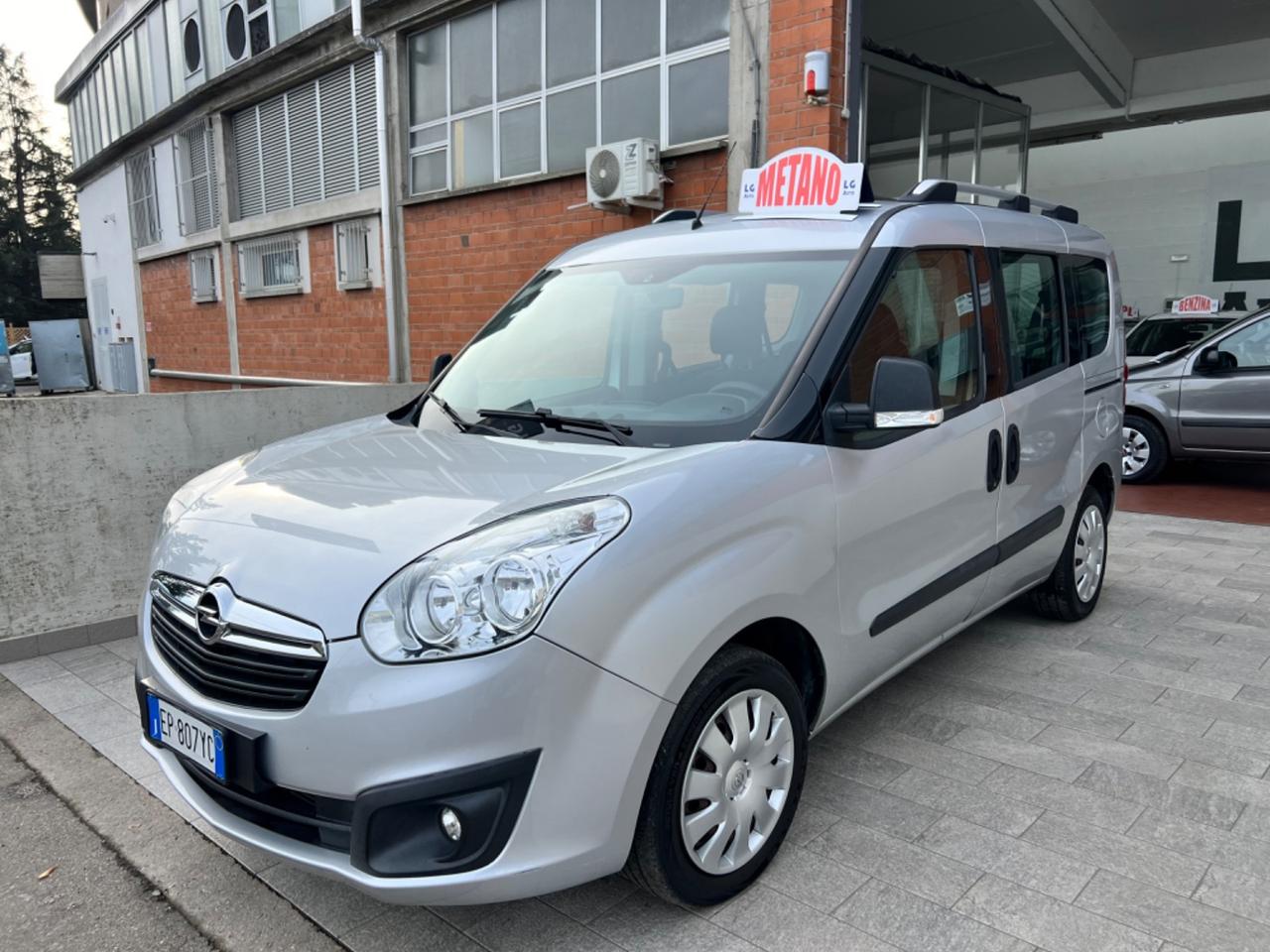 Opel Combo 1.4 Turbo EcoM 120CV PC-TN Cosmo