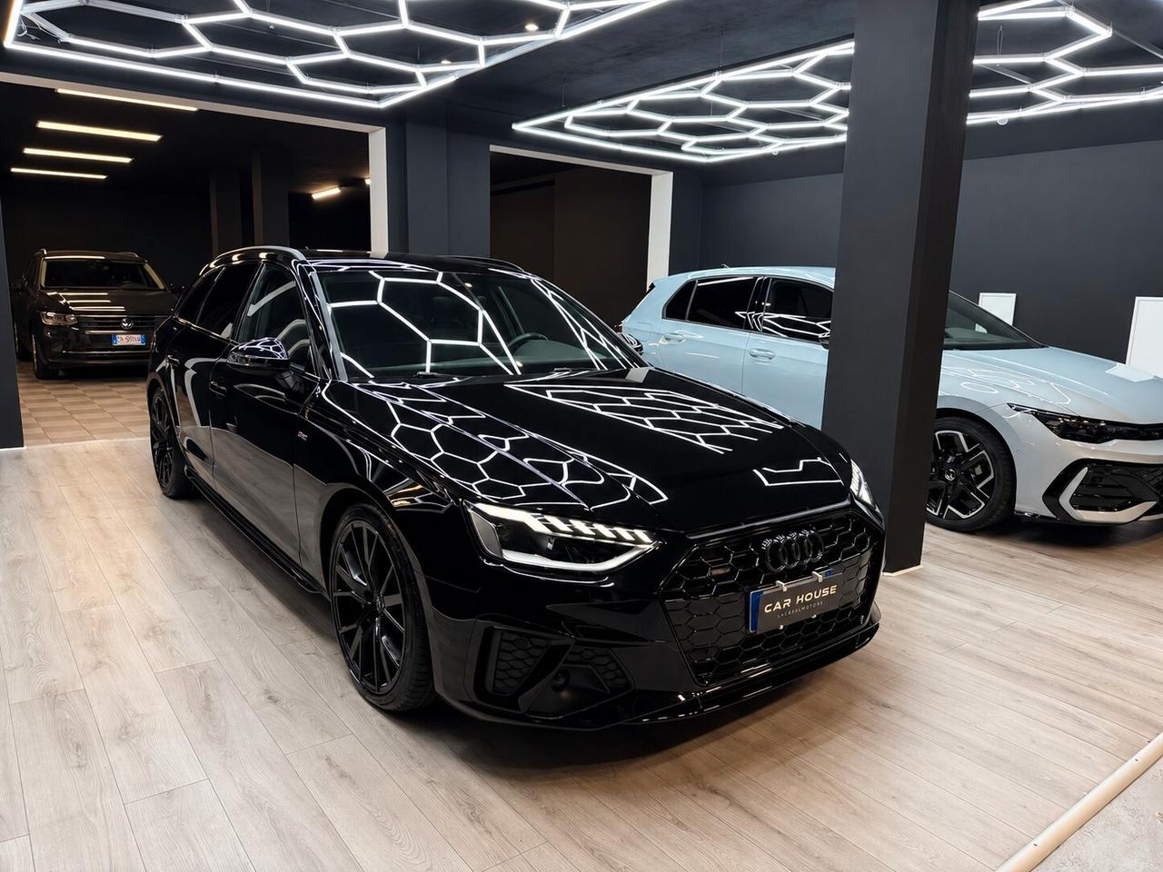 Audi A4 2.0 TDI QUATTRO 190CV SLine Stronic
