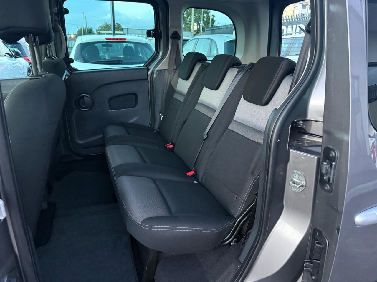 Renault Kangoo 1.5 dCi 90CV 5 porte