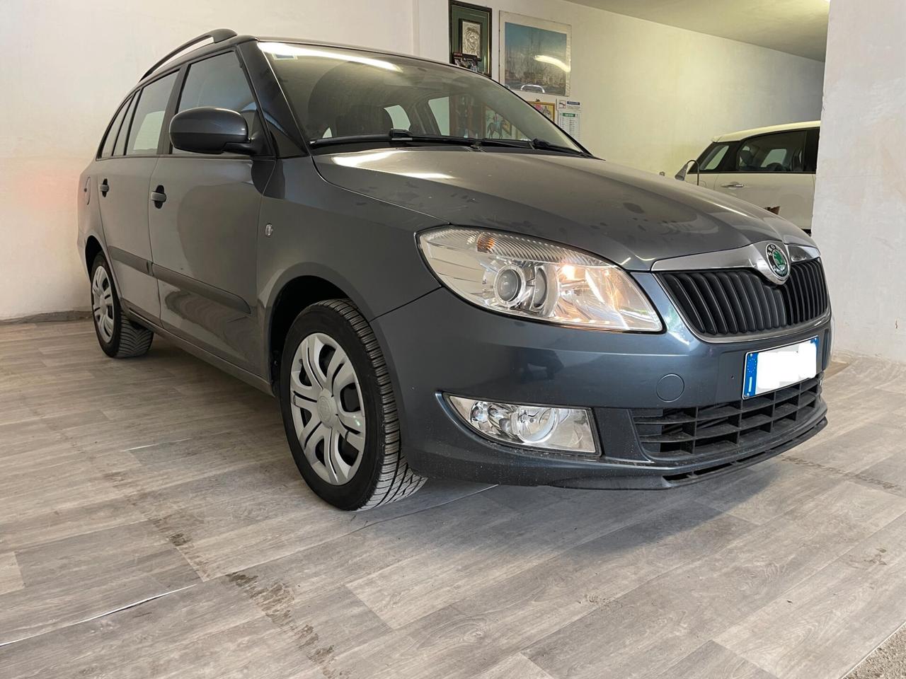 Skoda Fabia 1.6 TDI 105CV Wagon Sport Tagliandata Distribuzione Frizione nuovi