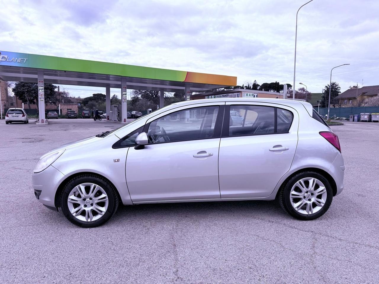 Opel Corsa 1.3 CDTI 75CV Ok neopatentati