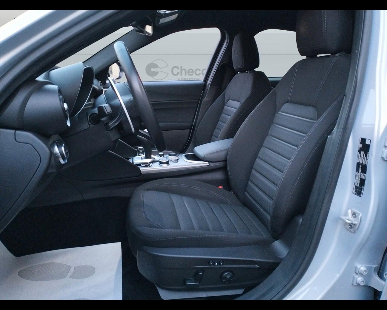 ALFA ROMEO Giulia (2016) Giulia 2.0 Turbo 280 C...