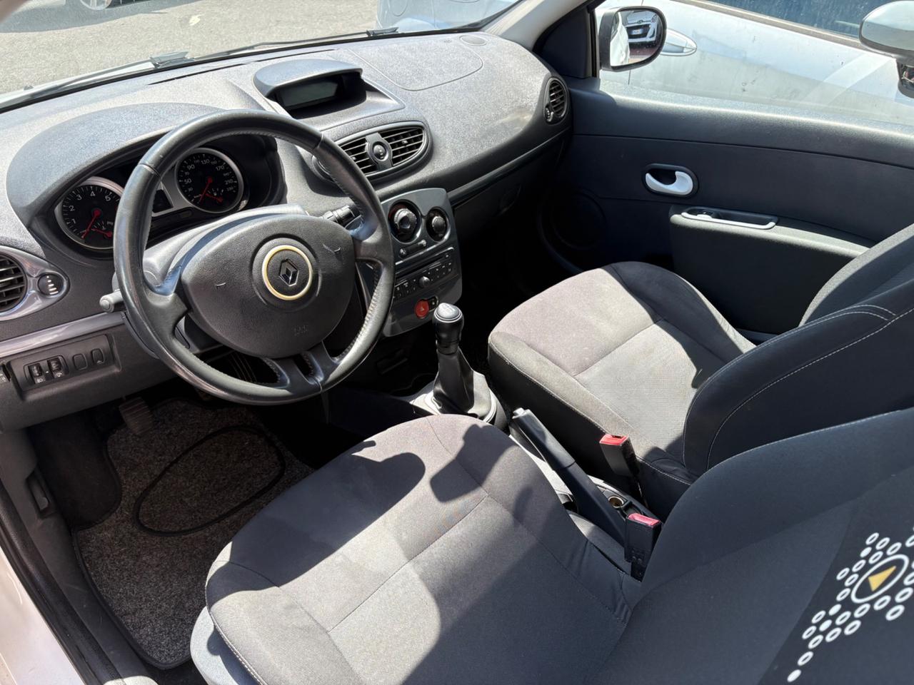 Renault Clio 1.2 16V 3 porte Dynamique