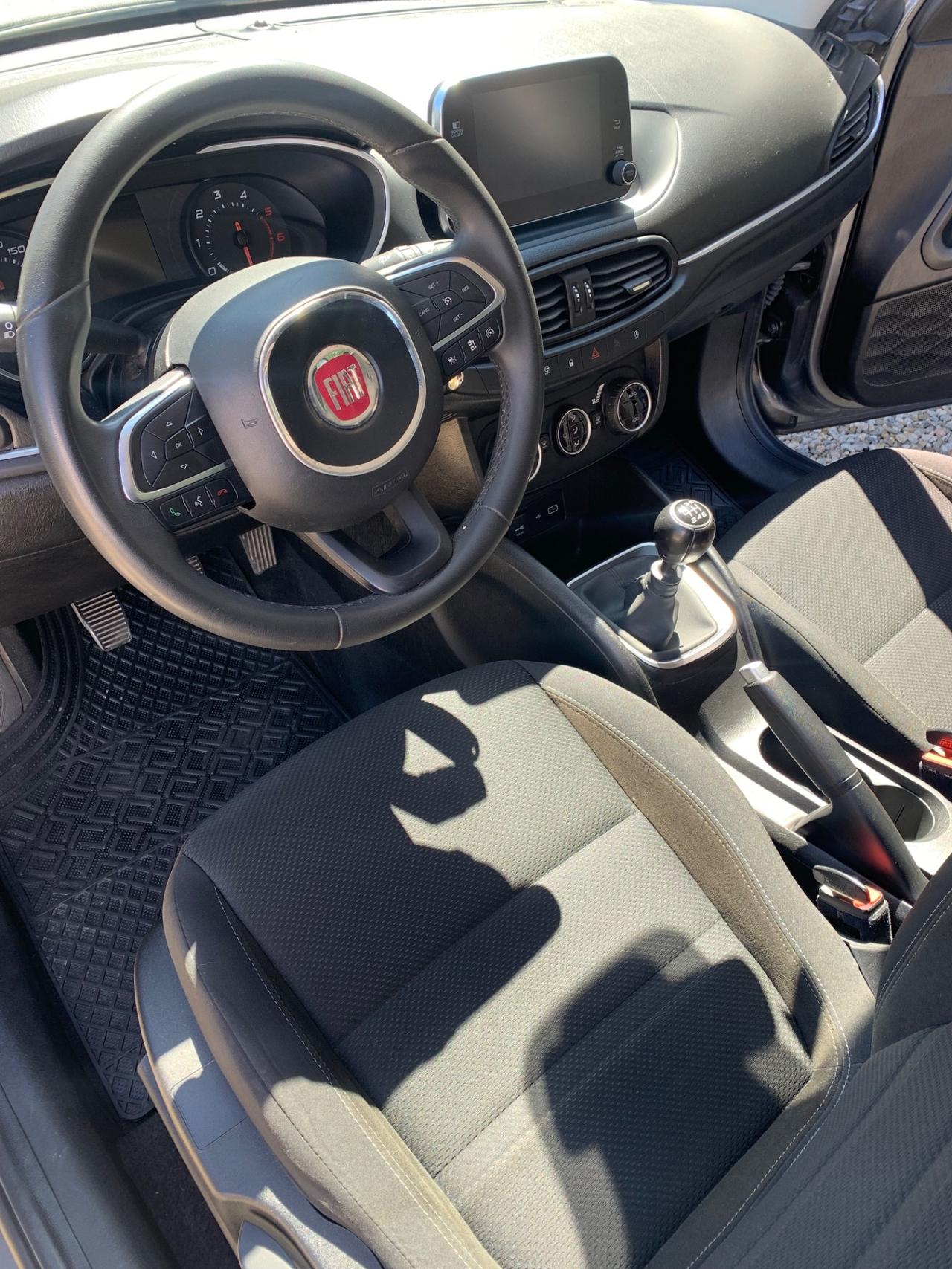 Fiat Tipo 1.6 Mjt S&S SW Lounge 90000 KM