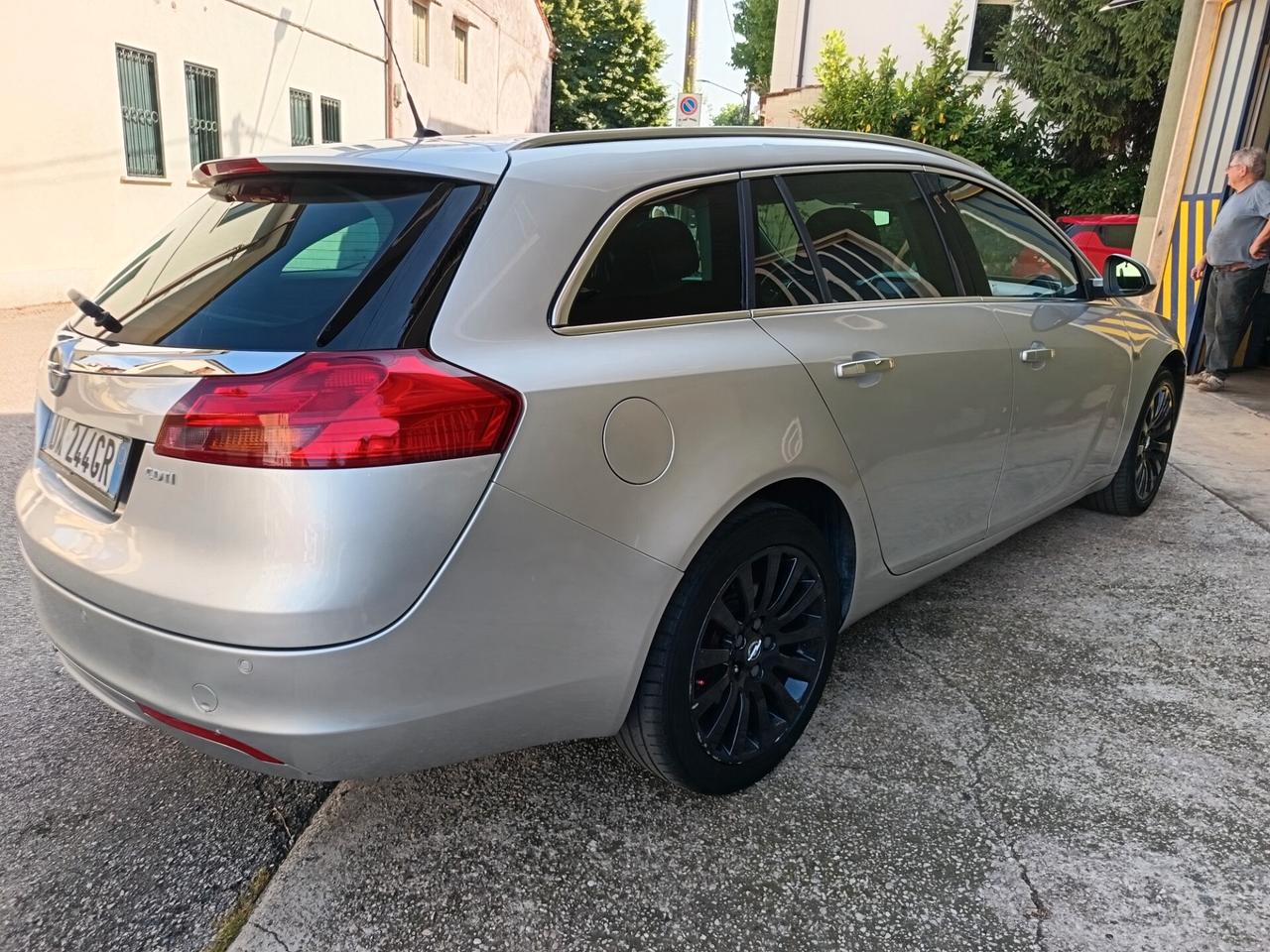 Opel Insignia 2.0 CDTI Sports Tourer 2009