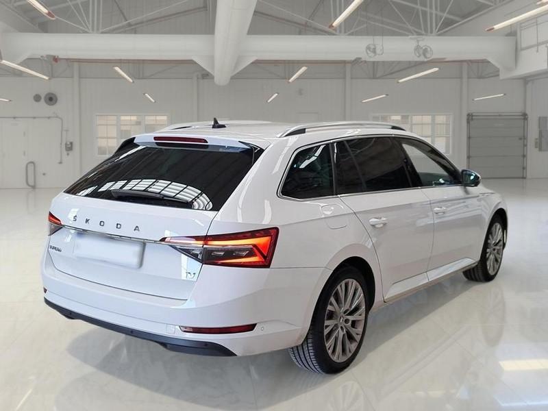 SKODA SUPERB WAGON 1.4 TSI PLUG-IN HYBRYD STYLE DSG