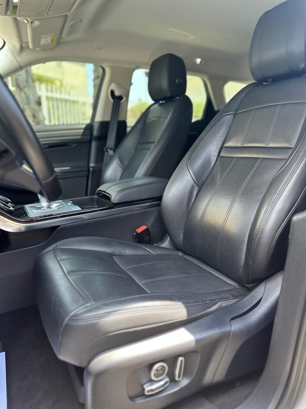 Land Rover Range Evoque 2.0D I4 163 CV R-Dynamic