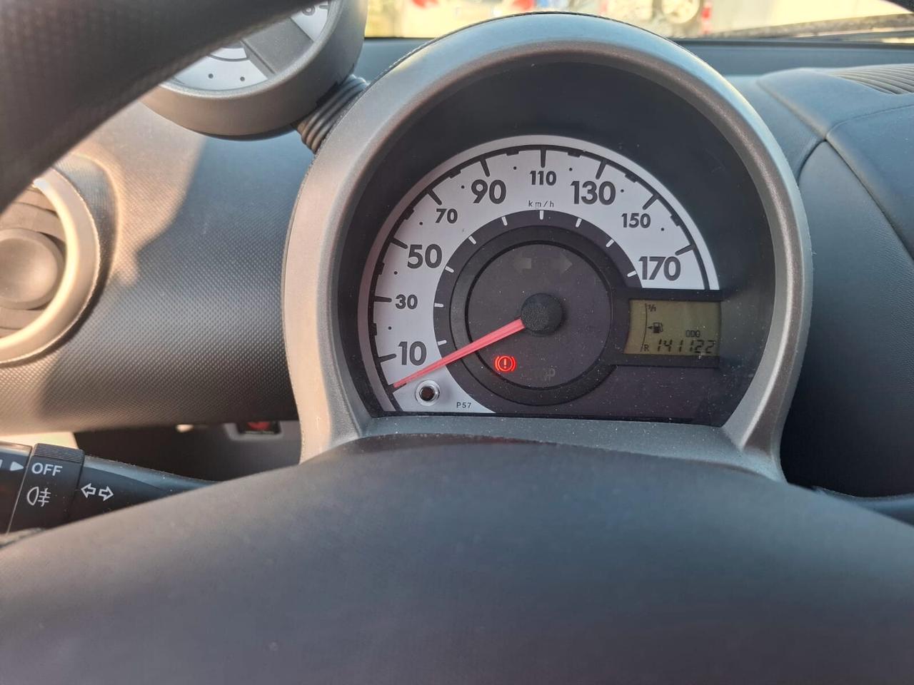 Peugeot 107 1.0 benzina - Neopatentati