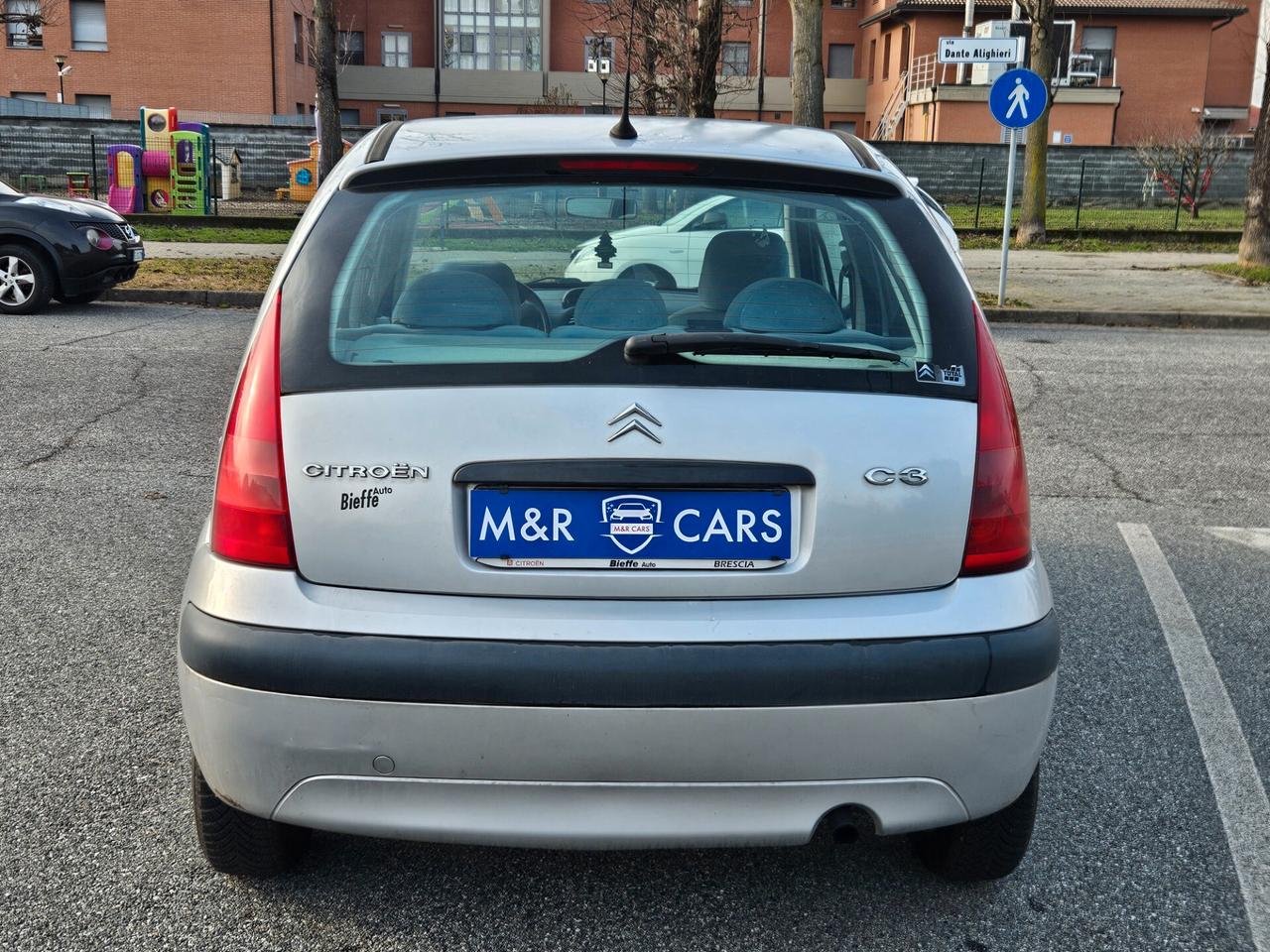 Citroen C3 1..1 benzina 5porte neopatentati