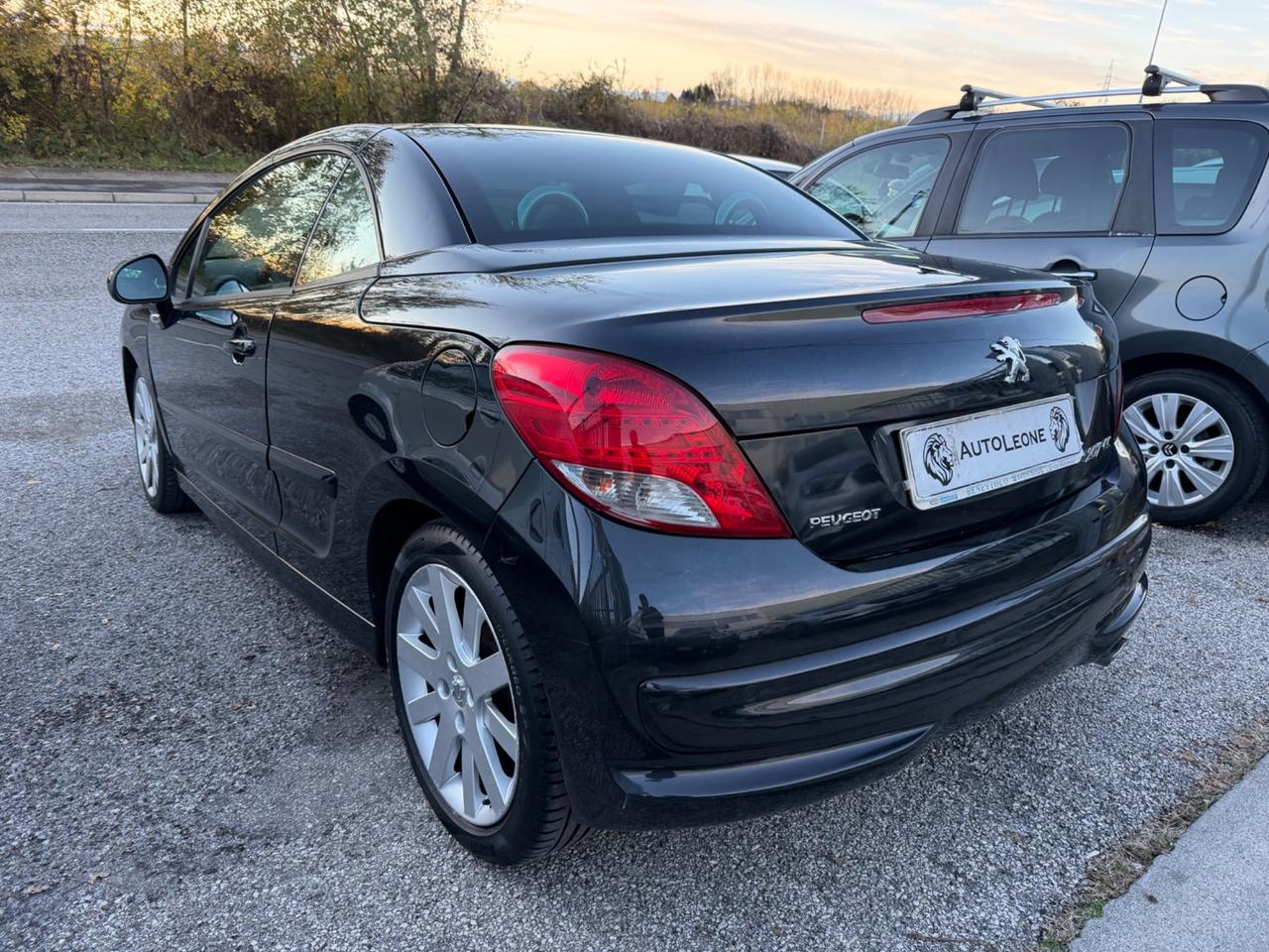 Peugeot 207 1.6 8V HDi 112CV CC Tecno