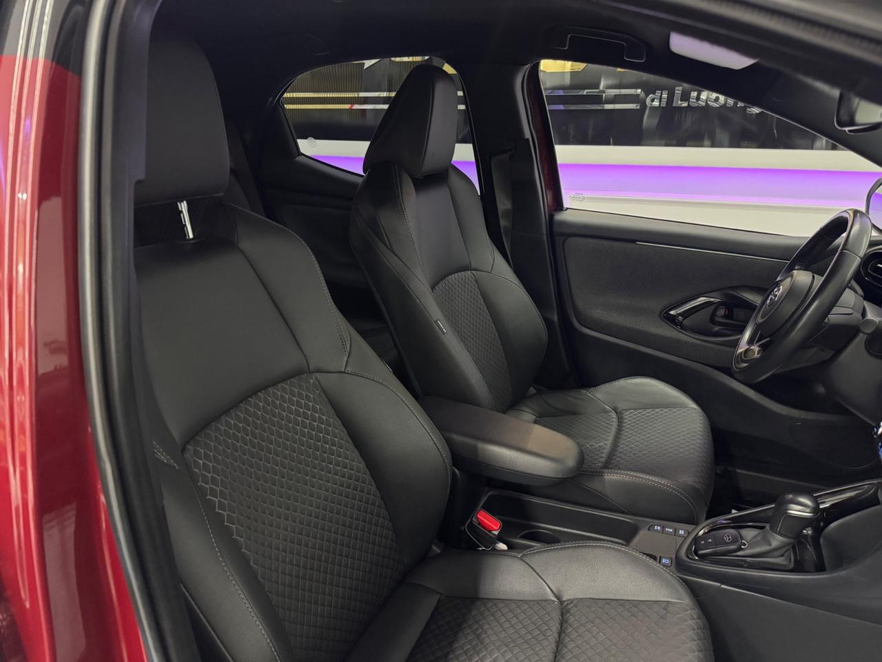 Toyota Yaris 1.5 Hybrid 115Cv Lounge-Full Optional