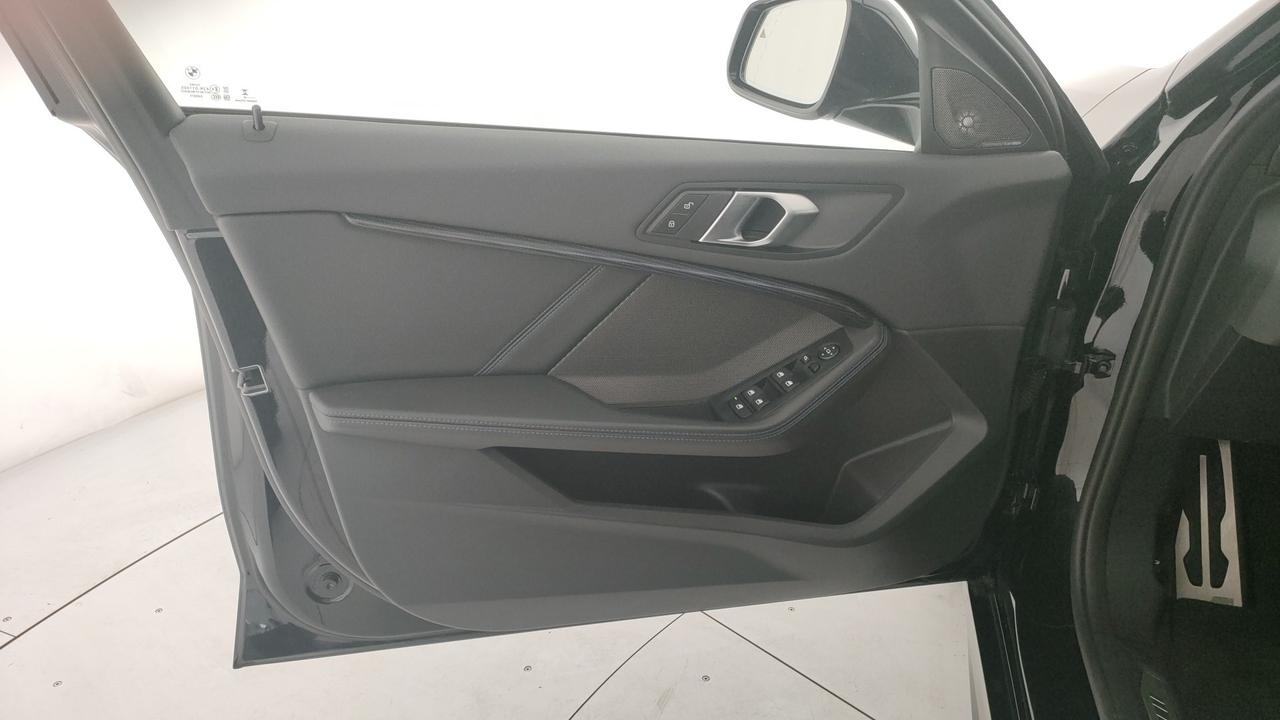 BMW M 135i xdrive auto