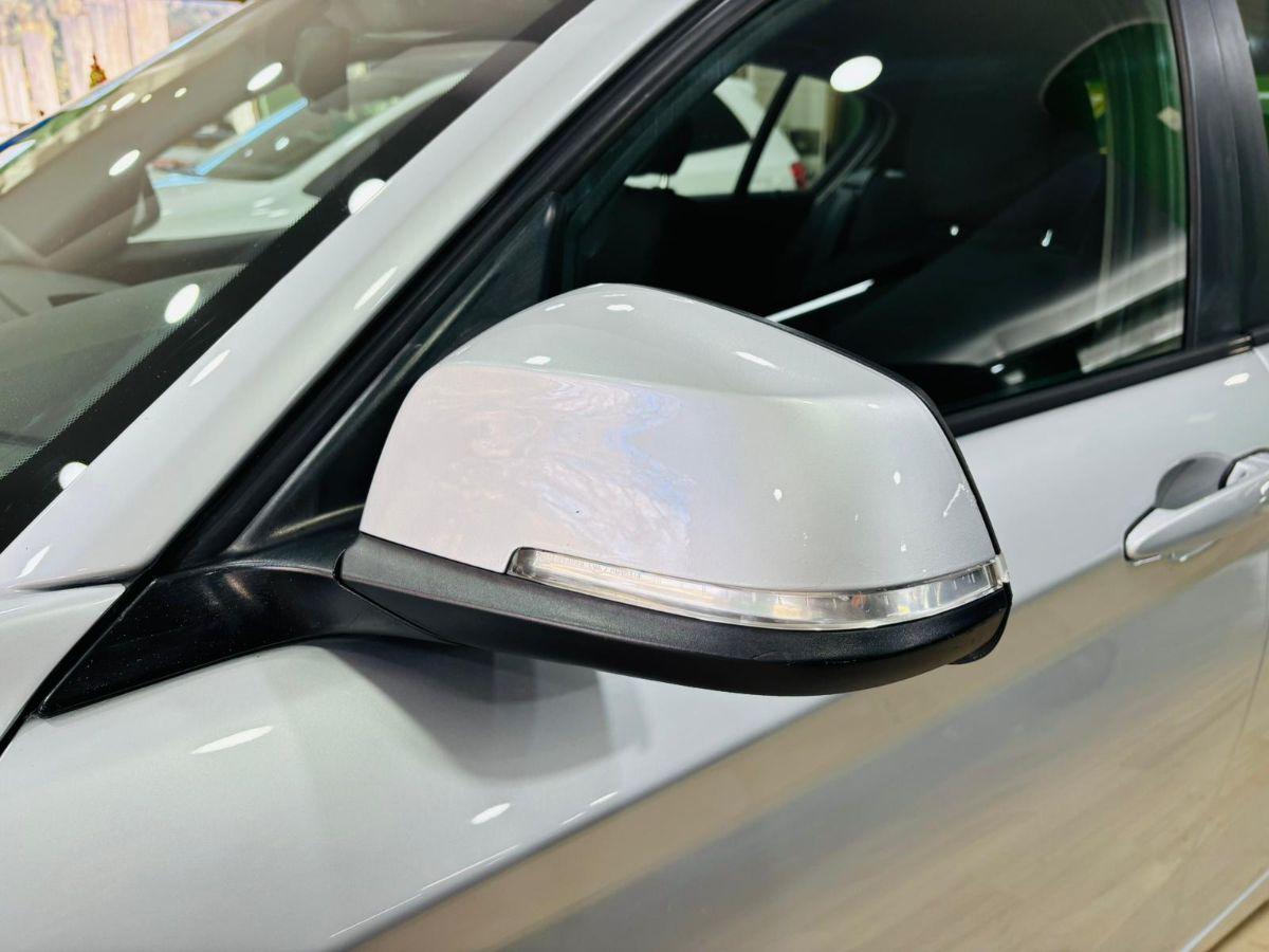 BMW 116d 5p. Efficient Dynamics Urban