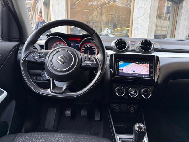 SUZUKI Swift 1.2 Hybrid 4X4 AllGrip Top