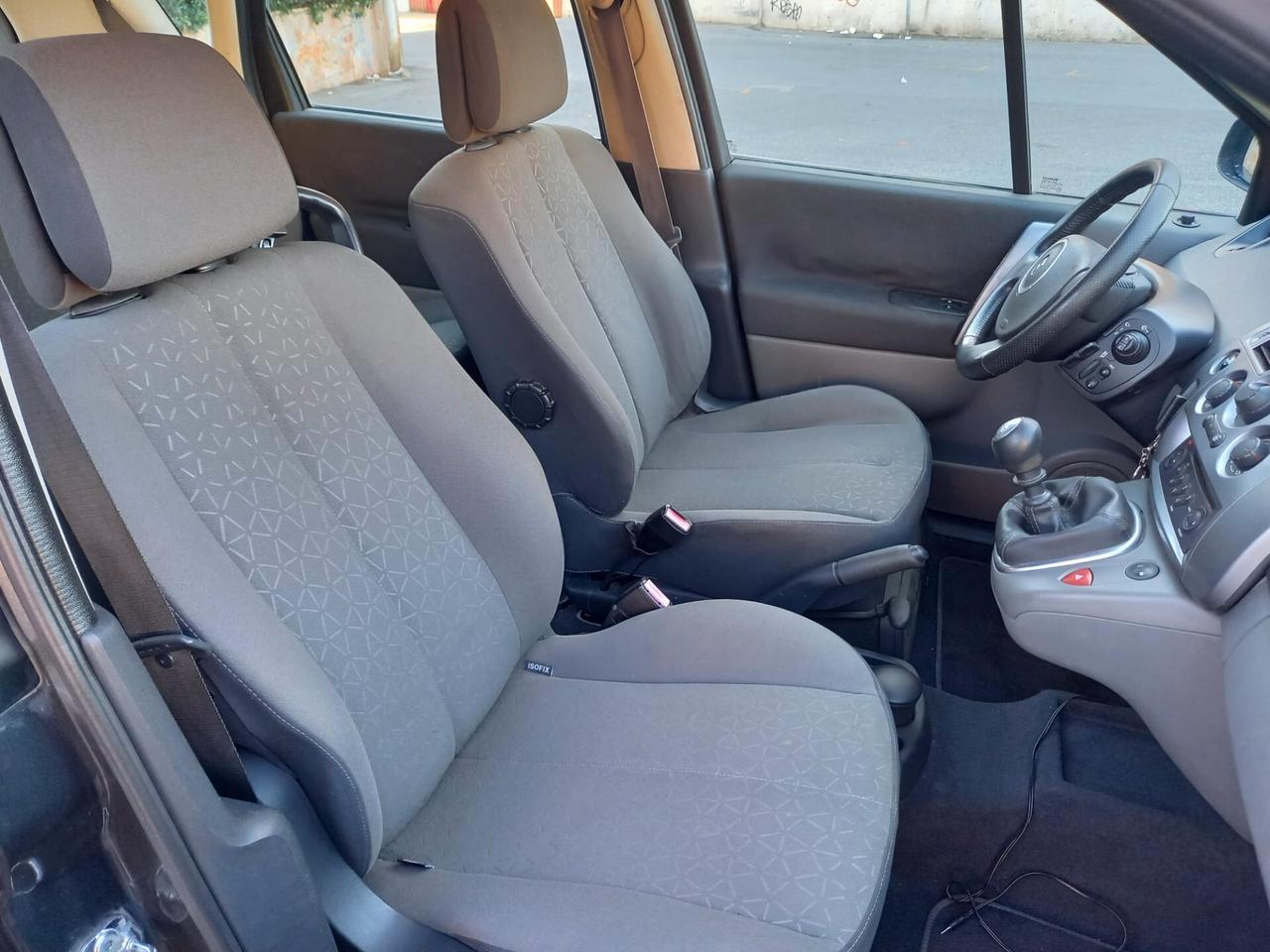 RENAULT SCENIC 1.5 DIESEL UNICO PROPRIETARIO