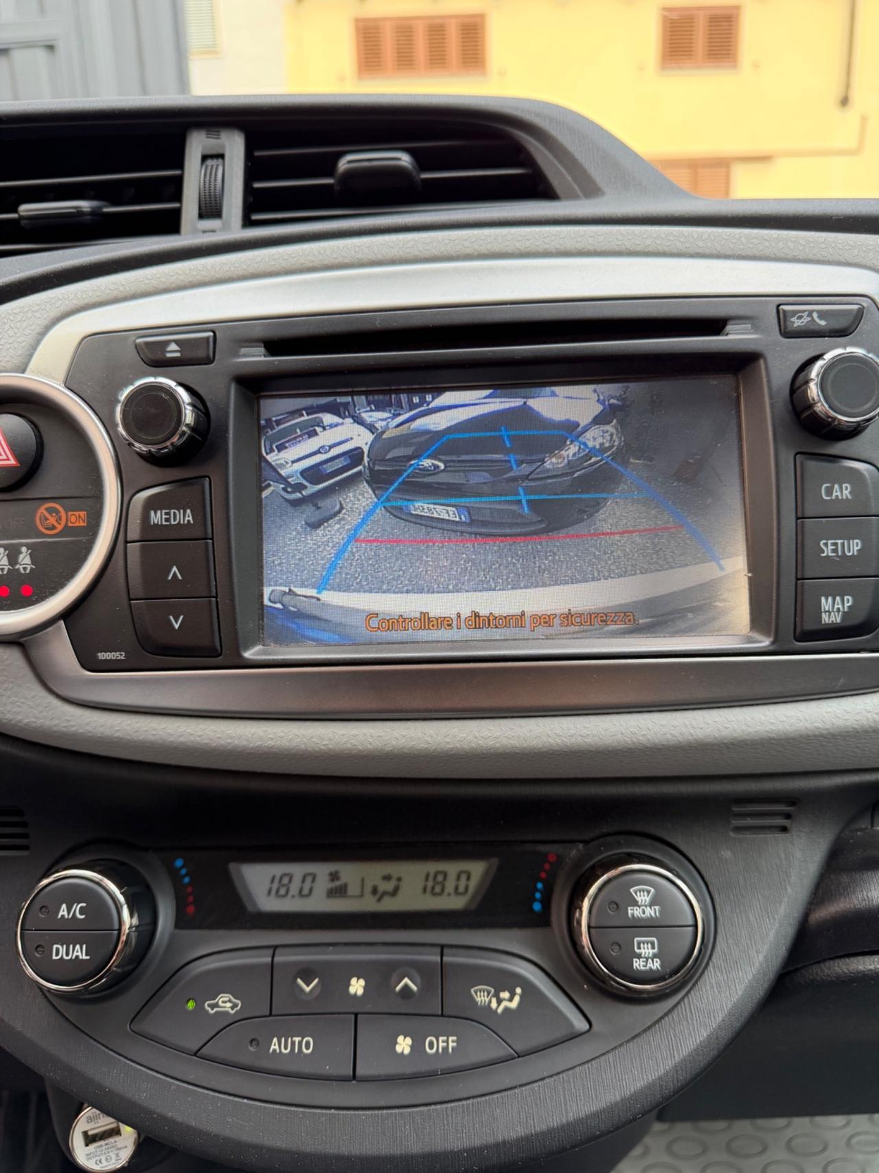 Toyota Yaris 1.5 Hybrid Neopatentati Euro 5