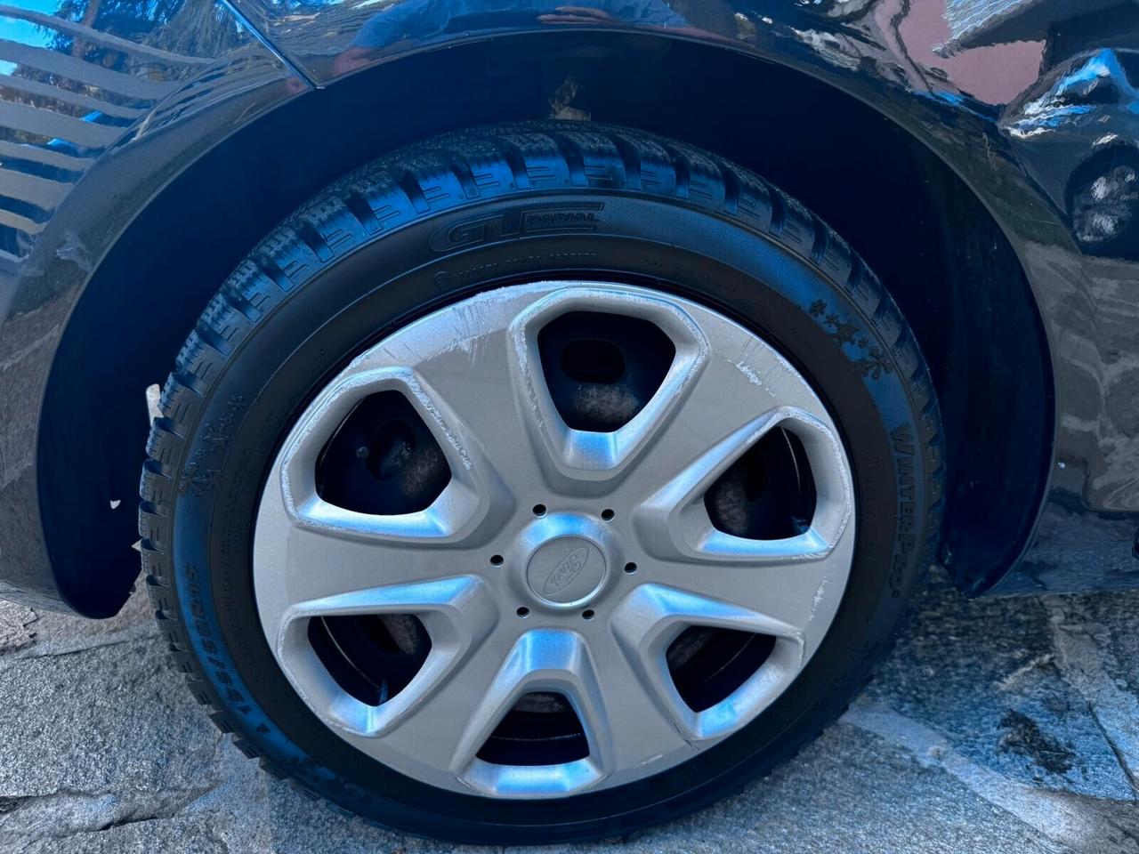 FORD FIESTA 1.4 TDCi 68cv 3p TITANIUM NEOPATENTATI