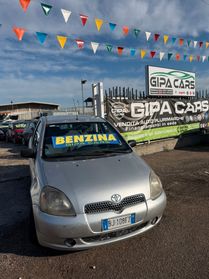 Toyota Yaris 1.0i 16V cat 5 porte Sol