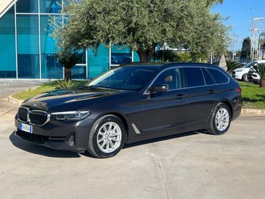 BMW 520 d xdrive Luxury offerta T-Stock prezzo imperdibile