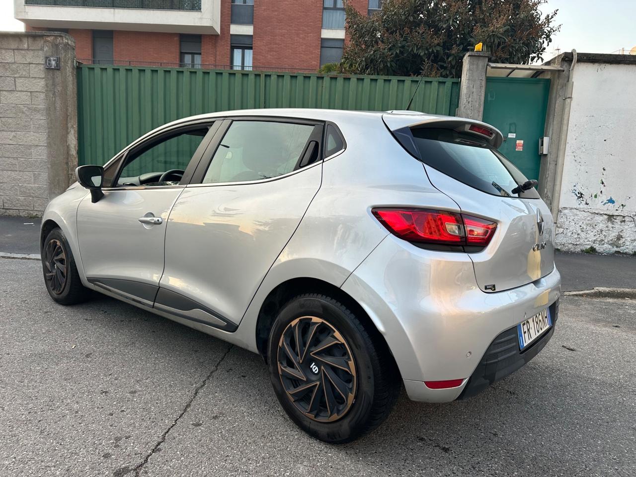 Renault Clio TCe 12V 90CV - ok neopatentati