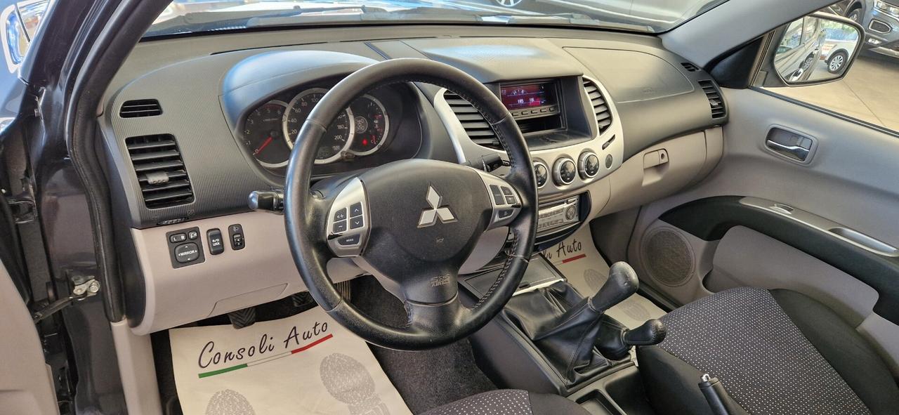 Mitsubishi L200 2.5 DI-D 136cv Doppia Cabina INVITE