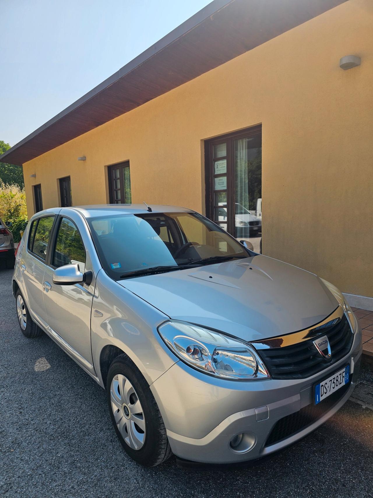 Dacia Sandero 1.4 8V GPL Lauréate