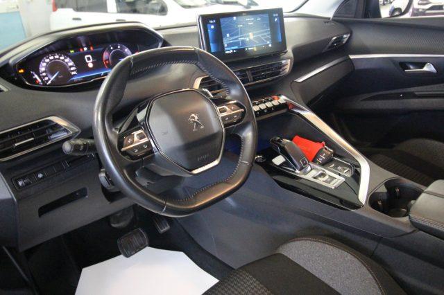 PEUGEOT 5008 BlueHDi 130 S&S EAT8 Active Business