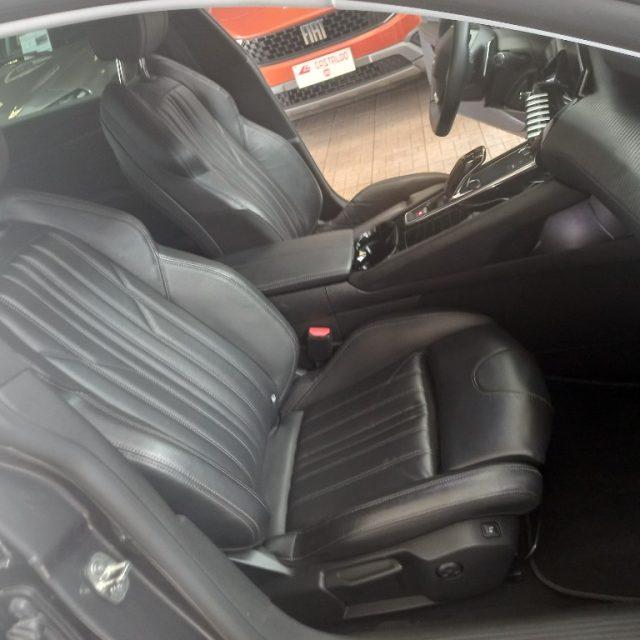 PEUGEOT 508 Plug-in Hybrid 225 e-EAT8 Allure Pack