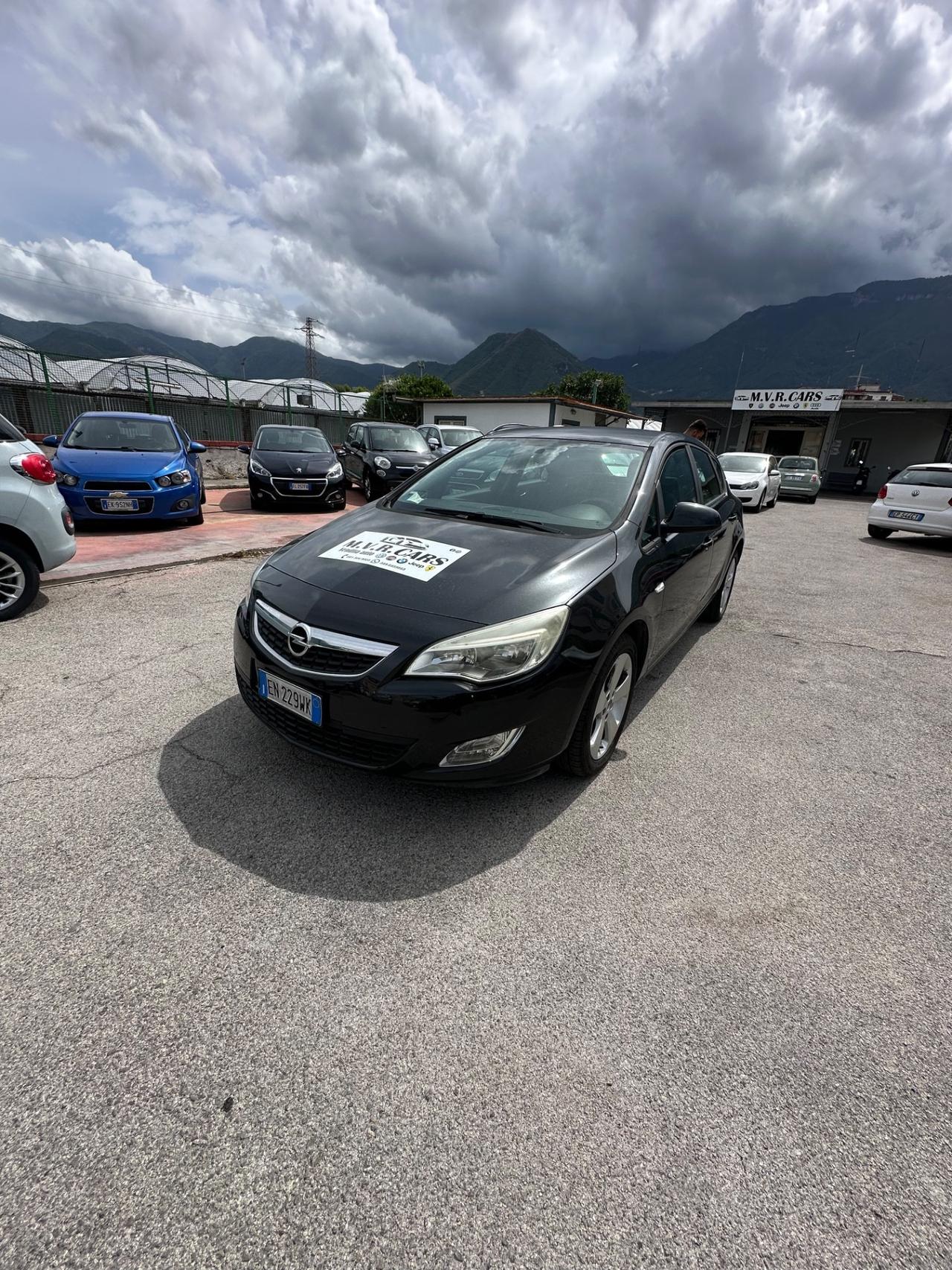Opel Astra 1.4 Turbo 140CV 5 porte GPL Tech Cosmo