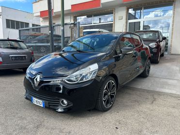 Renault Clio 1.5 dCi Costume National-2015 NAVI/LED/16"