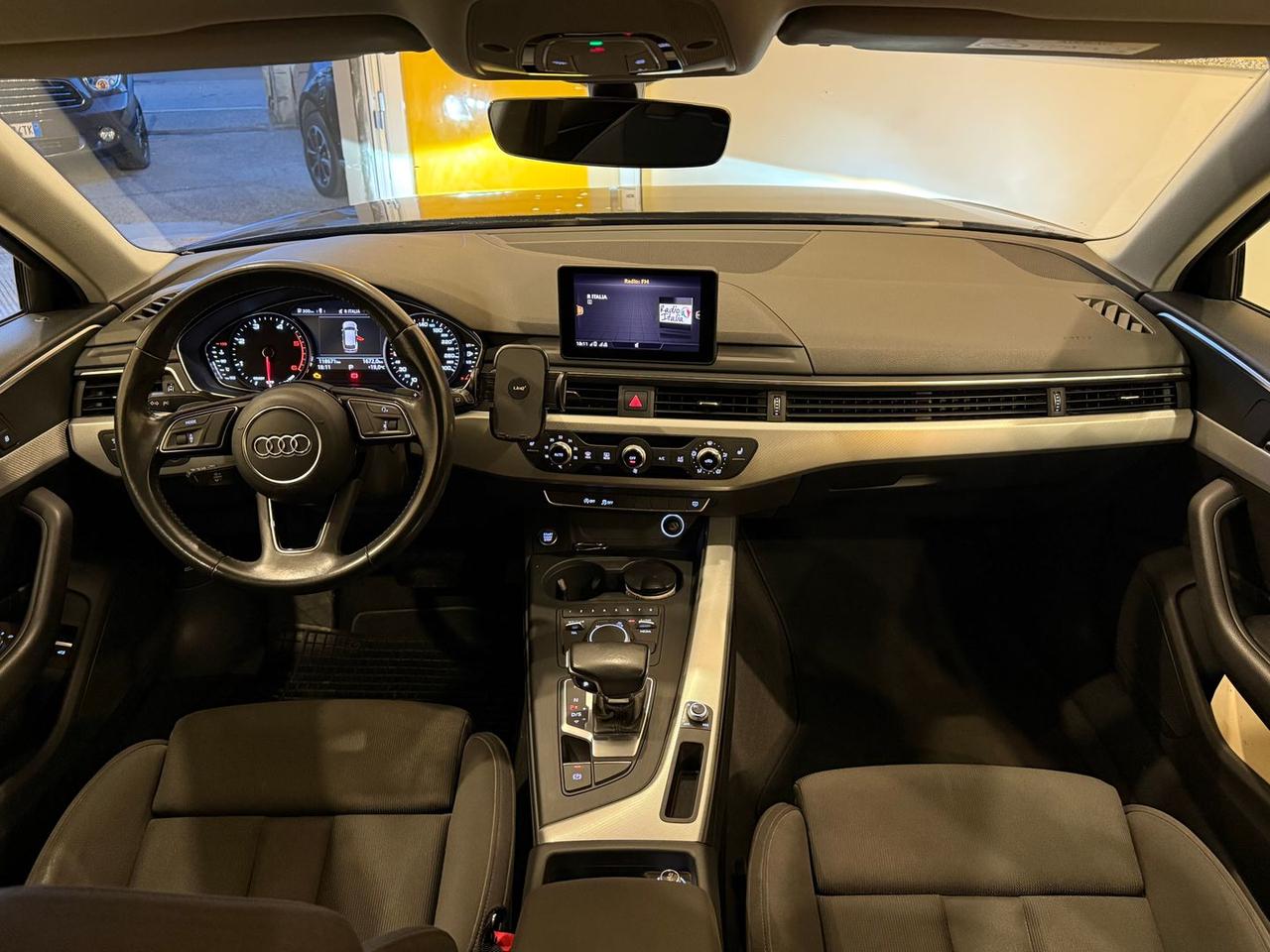 Audi A4 Business Line 2.0 35 TDI #7445