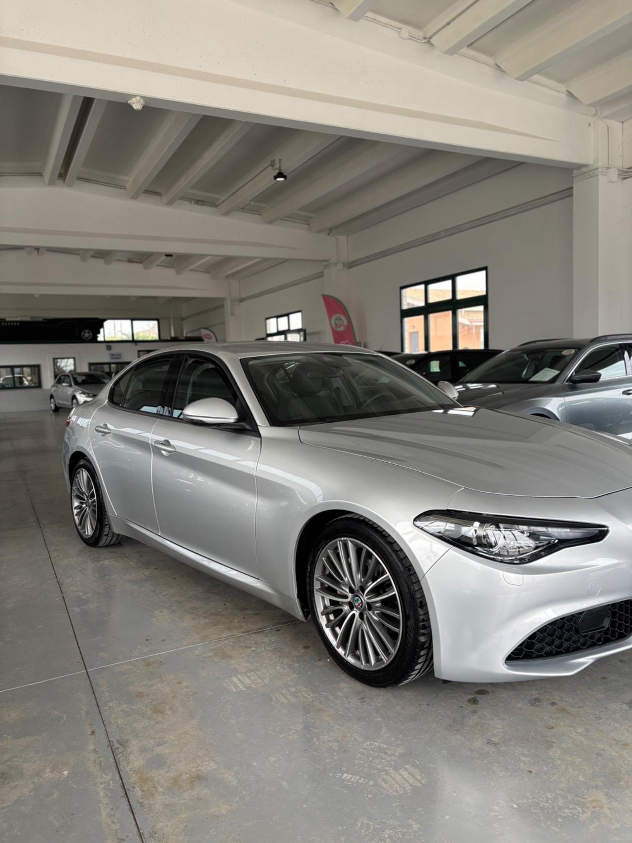 Alfa Romeo Giulia 2.2 Turbodiesel 180 CV Super