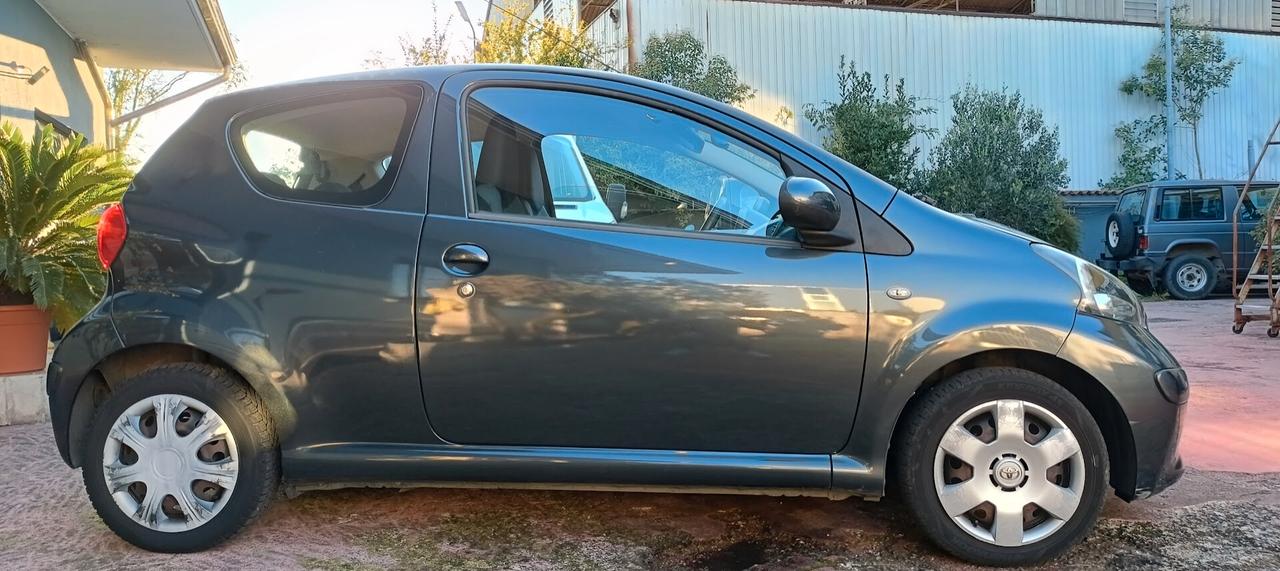 Toyota Aygo 1.0 12V VVT-i 3 porte