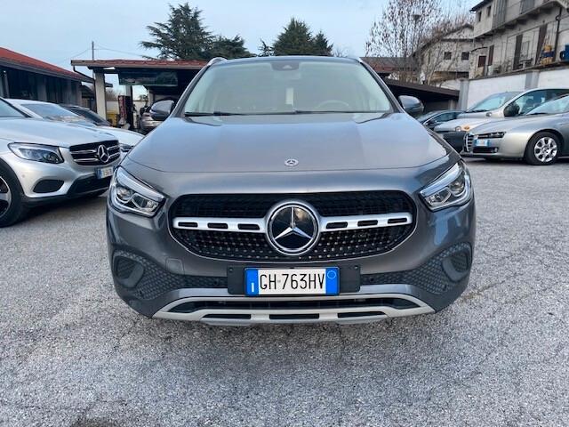 MERCEDES BENZ GLA 200 D AUTOMATIC BUSINESS EXTRA - 12 MESI GARANZIA - IVA ESPOSTA