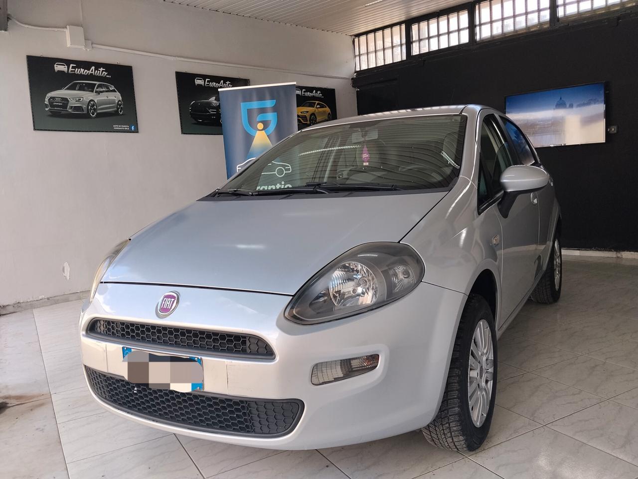 Fiat Punto 1.4 bnz/Metano 2013 CON GARANZIA