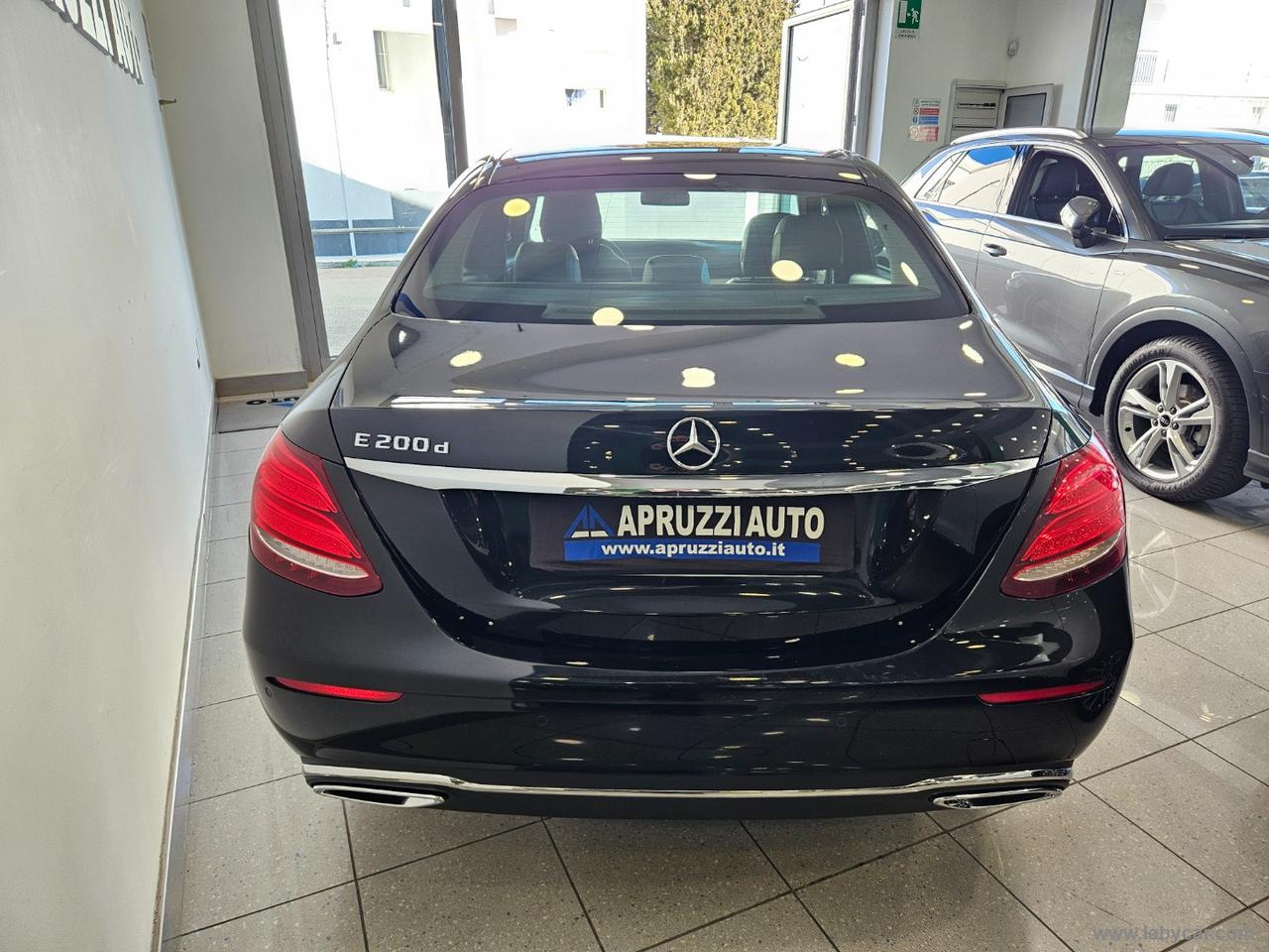 MERCEDES-BENZ E 200 d Auto Business Sport