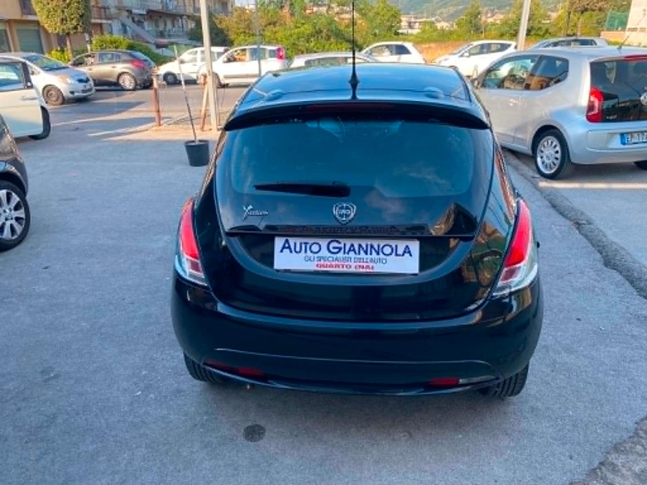 Lancia Ypsilon 1.2 69 CV 5 p. Come Nuova