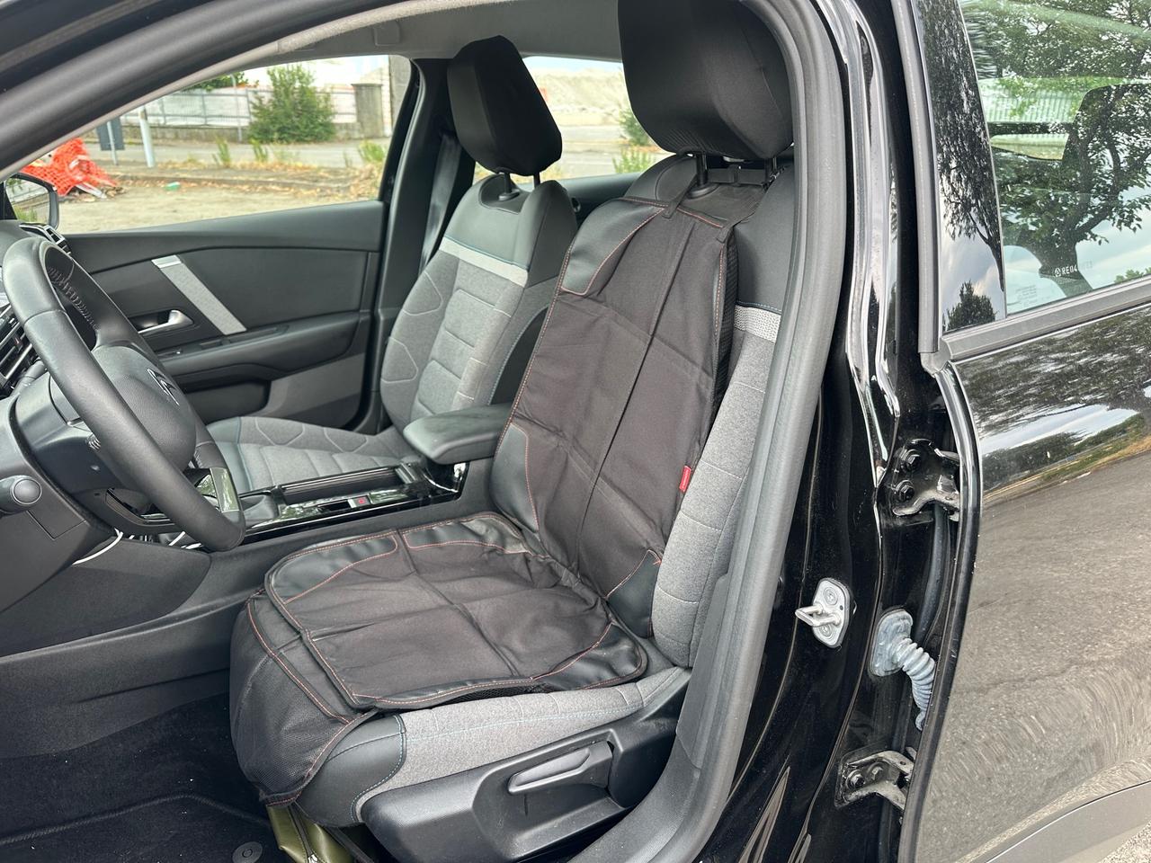 Citroen C4 PureTech 130 (Garanzia 24 Mesi)