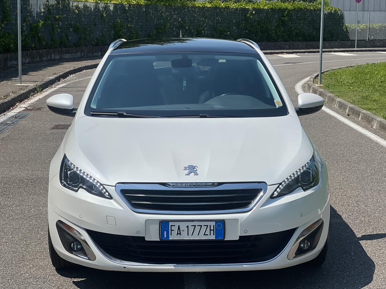 Peugeot 308 BlueHDi 120 S&S EAT6 SW GT Line