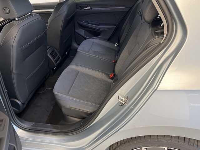 Volkswagen Golf 1.5 TSI eHybrid DSG Style