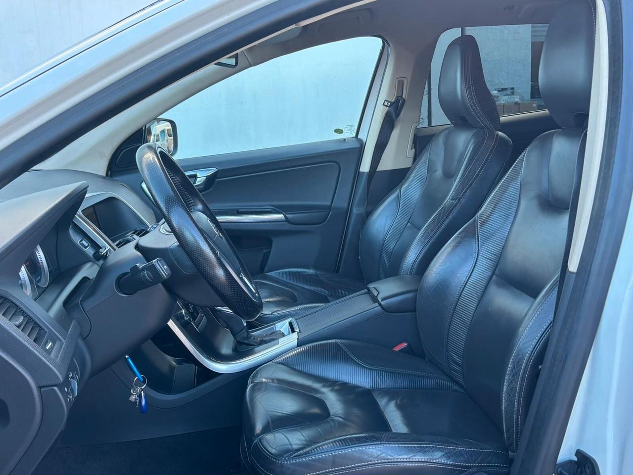 Volvo XC60 D4 Geartronic R-design