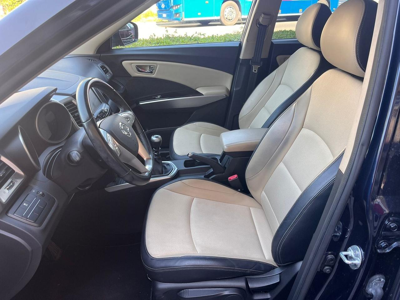 SSANGYONG TIVOLI 1.6D