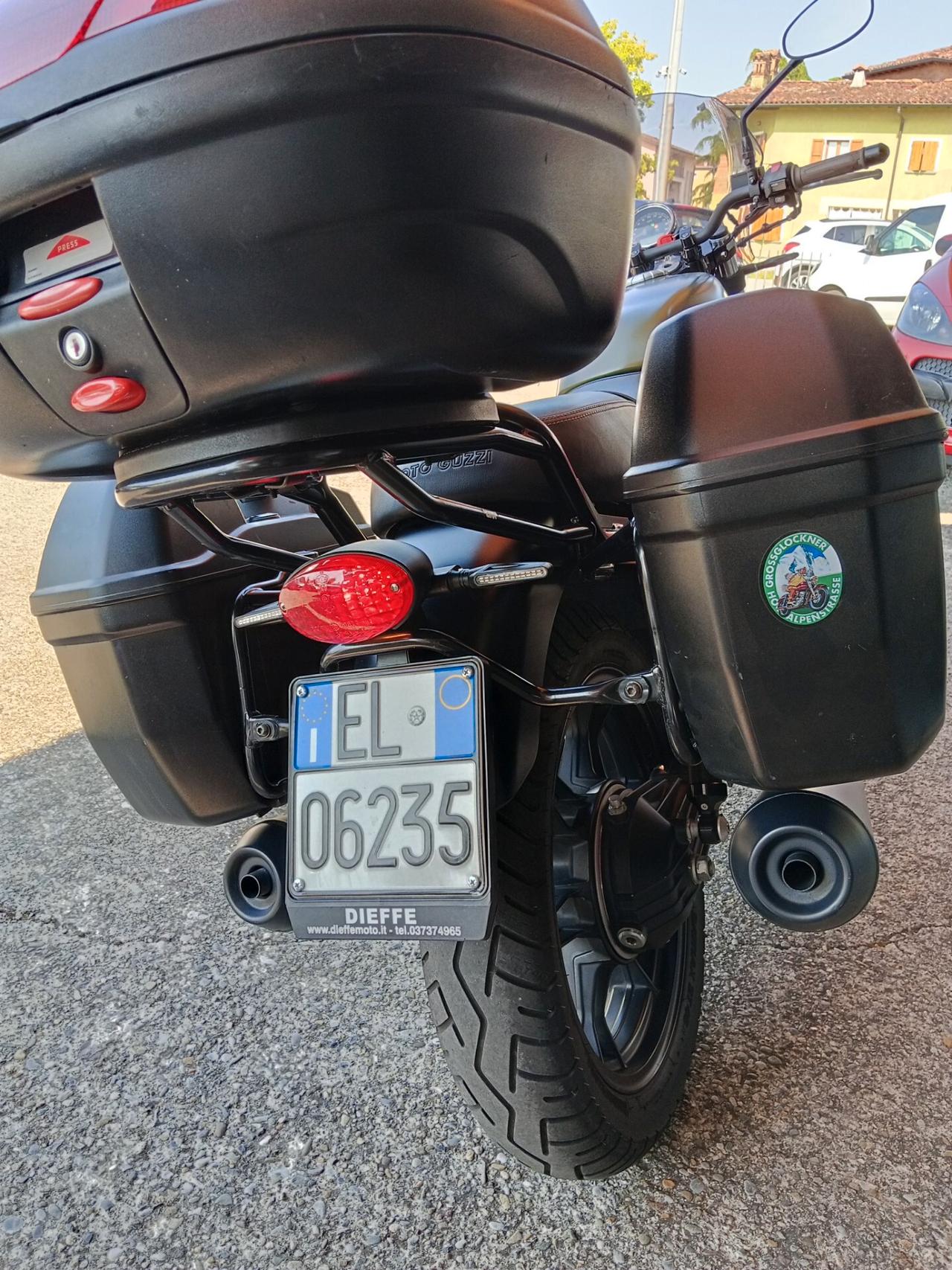 Moto Guzzi V7 III 750 Stone