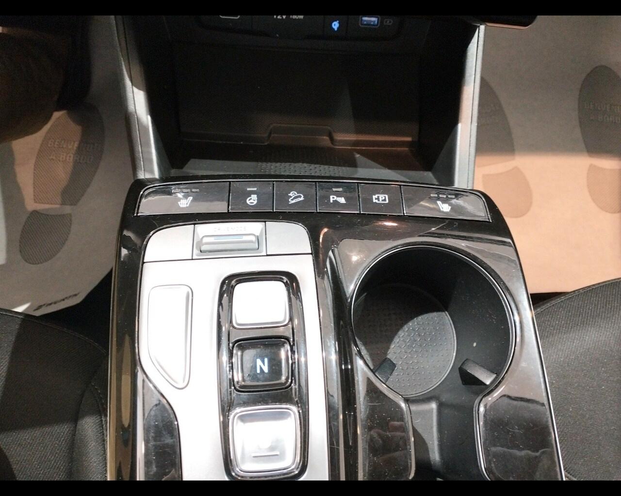 HYUNDAI Tucson 3ª serie Tucson 1.6 HEV aut. Ex...